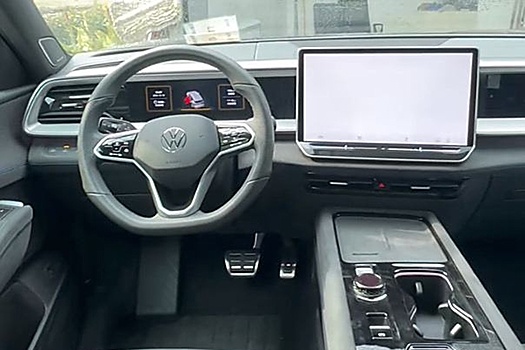 В Сеть выложили фото салона Volkswagen Teramont Pro