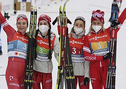 Армейская лыжница стала серебряным призёром чемпионата мира в команде