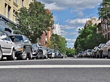 В Петербурге будут автоматически фиксироваться нарушения правил парковки во дворах