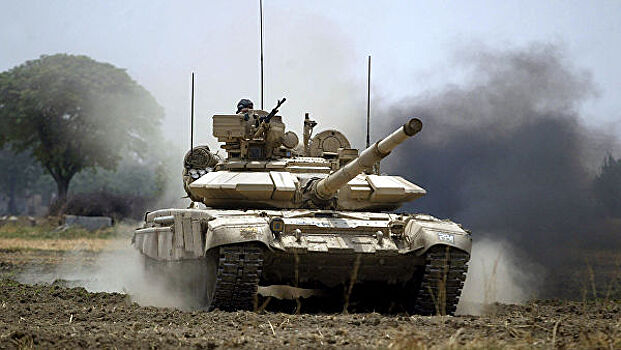 ВС Индии примут 460 российских танков