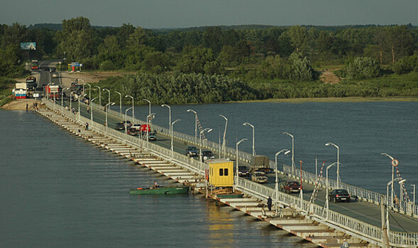 МЧС: Низкий уровень воды в Москве-реке в Коломне может нарушить работу трех понтонных мостов 10 января