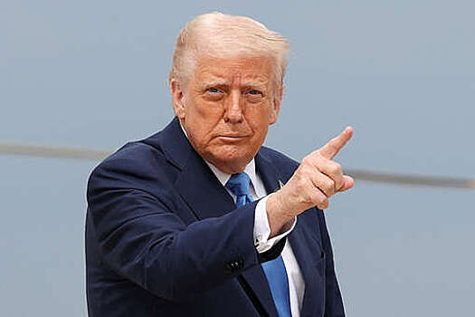 Трамп: ФРС должна снизить процентные ставки и перестать играть в политику