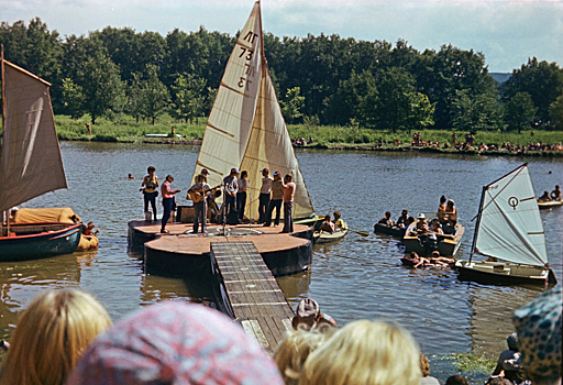 «Войны бардов и вселенская беда»: Как 2025-й год ударил по музыкальным фестивалям