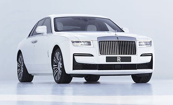 Новый Rolls-Royce Ghost получил новое полноуправляемое шасси