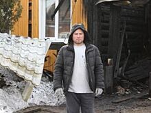 Счет на минуты. Уралец спас от гибели парализованную бабушку