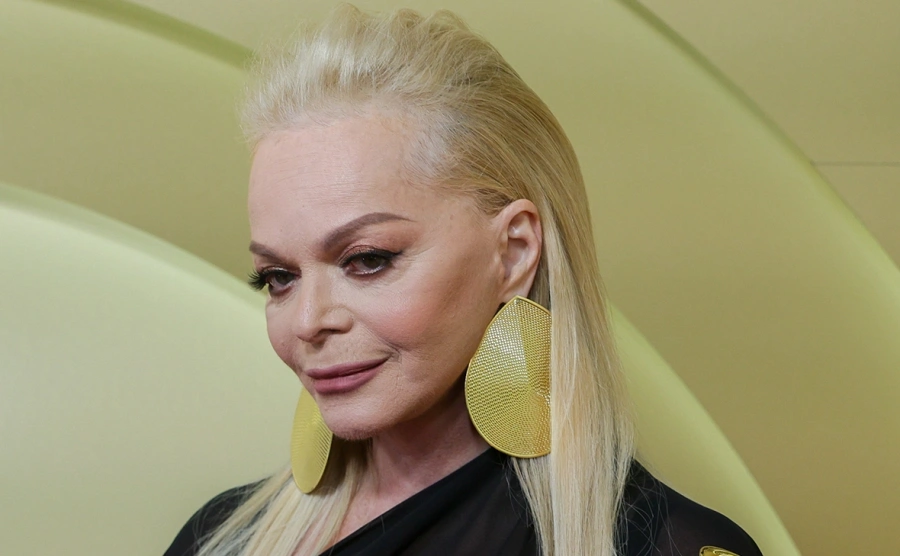 Стало известно, как мошенники смогли обмануть Долину