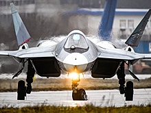 Су-57 впервые поднялся в небо с двигателем "изделие 177", полет сняли на видео