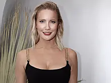 Ведущая Елена Летучая сделала селфи с мужем и его сыновьями в Бразилии