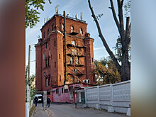 В Москве по цене вторички продают историческую высотку