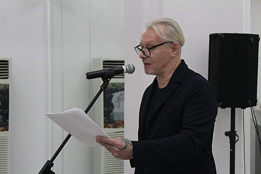 Анапу посетил российский поэт, актер и музыкант Вячеслав Качин