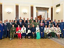 Рустам Минниханов вручил государственные награды выдающимся татарстанцам
