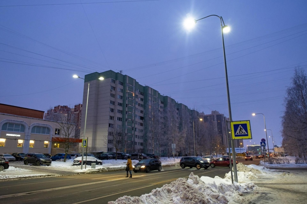 На Яхтенной улице завершена реконструкция наружного освещения