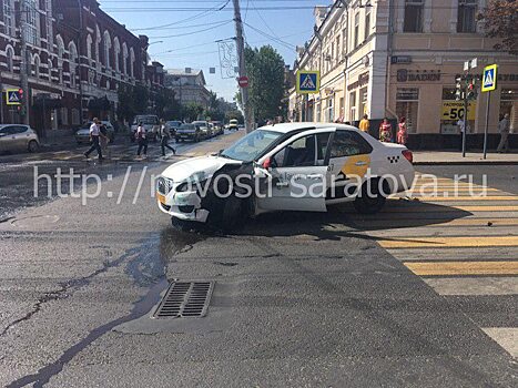 В ДТП на Московской пострадали восемь человек