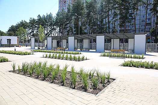 В воронежской мегашколе пустили электричество