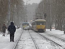 В Екатеринбурге из-за ДТП парализовано движение трамваев на ЖБИ
