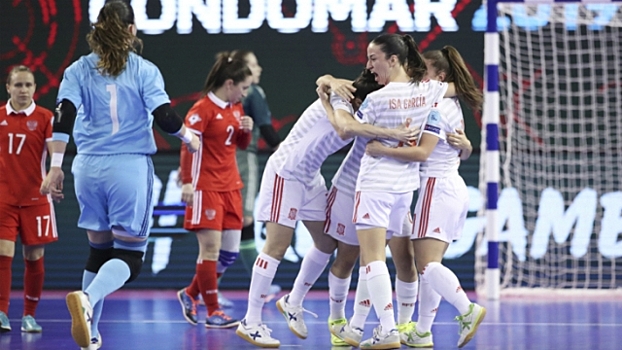 Россиянки проиграли Испании в полуфинале по мини-футболу