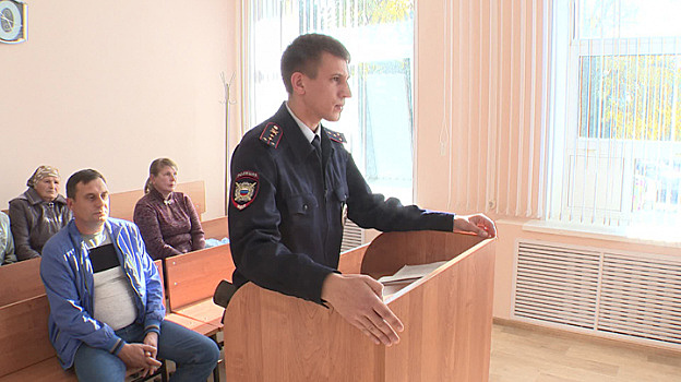 Под Воронежем осудили депутата, который избил полицейского и бросил кошку в старушку