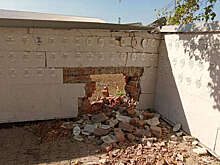 Гладков сообщил об обстреле в Тишанке церкви и мемориала в память о ВОВ