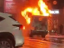 В Махачкале загорелась маршрутка с пассажирами