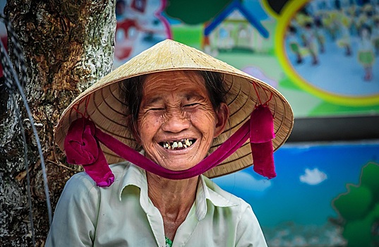 Во Вьетнаме иностранных туристов наконец-то уравняли с местными жителями