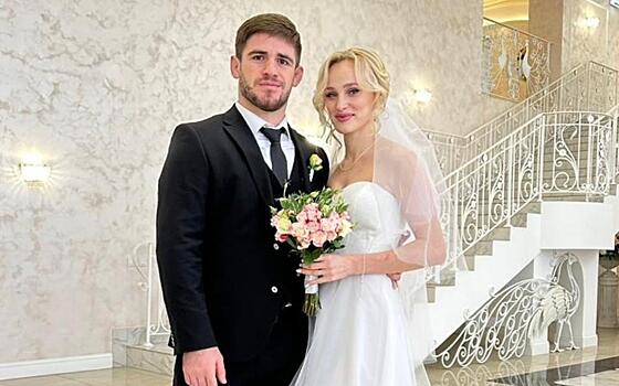 В Рязани 31 декабря поженились чемпионка России Устинова и чемпион мира Гаприндашвили