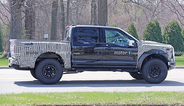 Ford провёл тесты нового пикапа F-150 Raptor R