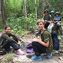 В рамках путешествия по Камбодже Юлия Барановская провела ночь в джунглях