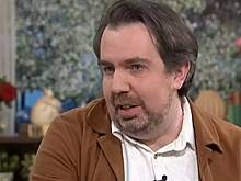 Мужчина с самым большим пенисом рассказал о странных просьбах фанаток