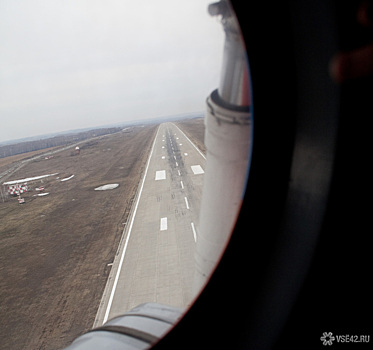 Авиарейс из Кемерова в Москву задержался по неясной причине