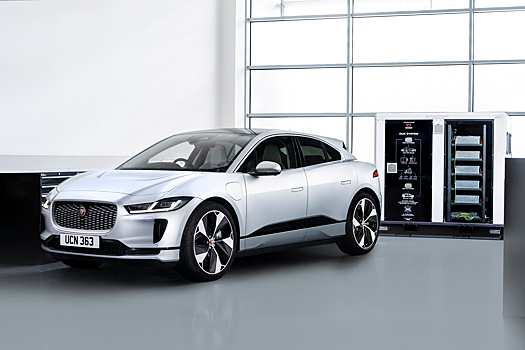 Jaguar придумал, как подарить новую жизнь отработанным аккумуляторам