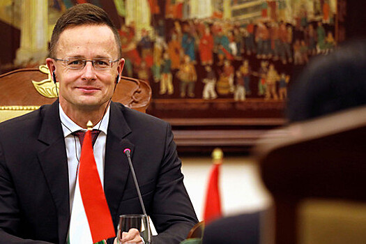 Глава МИД Венгрии: ЕС не может запрещать суверенной стране вести переговоры с Лавровым