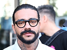 Девушка Тимати снялась в платье с глубоким декольте