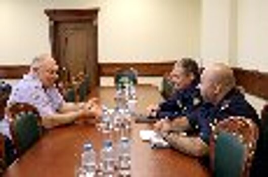 Начальник УФСИН России по Калининградской области Дмитрий Пестов встретился с Президентом региональной торгово-промышленной палаты Феликсом Лапиным