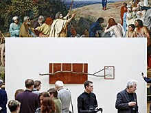 Сенатор Пушков высмеял арт-объект «Ветка» в Третьяковской галерее