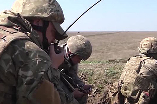 Учения ВСУ на границе с ДНР показали на видео
