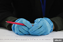 Иммунолог заявил о бесполезности перчаток против коронавируса