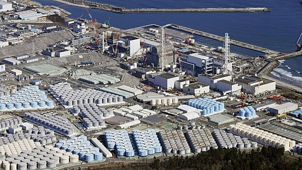 Япония одобрила план по сливу радиоактивной воды в море