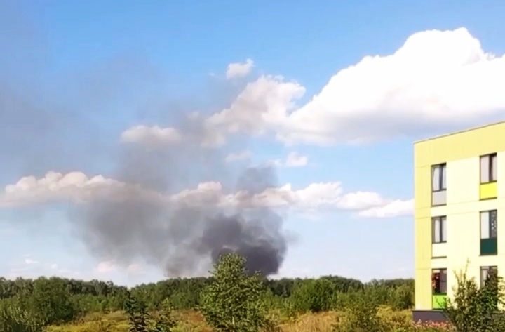Таун-хаус горит в Кстовском округе
