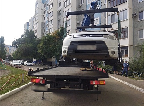 За долг в 400 тысяч рублей по налогам оренбуржец остался без дорогого внедорожника