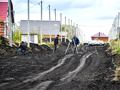 В Пензе начали строить дороги к земельным участкам многодетных семей