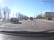 В Минске из грузовика выпала корова