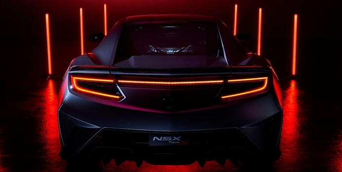 В США на аукционе продали первый экземпляр Acura NSX Type S