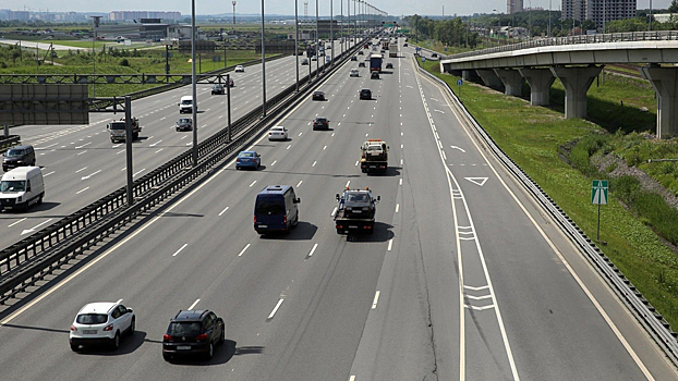 Совет Федерации считает, что ограничение скорости в 150 км/ч можно установить на платных трассах с шестью и более полосами