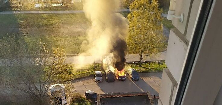 Неудачливый угонщик поджег две машины в Ижевске