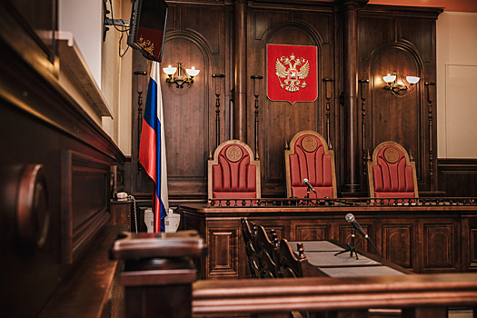 Жительница Кузбасса пожаловалась в суд на "навязанные" автодилером допуслуги