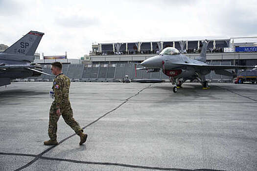 Глава комитета НАТО: запчасти для F-16 могут закончиться у ВСУ через две недели