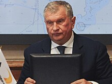 Обвинение попросило вызвать Сечина в суд над Улюкаевым