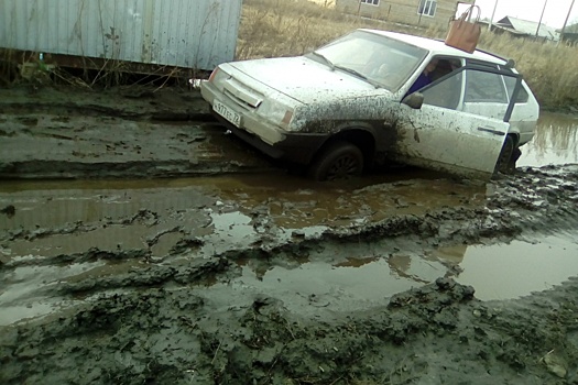 «Как в Ватикане»: в тюменской деревне целая улица отрезана от мира из-за кадастровой ошибки