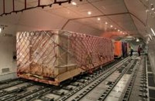 Boeing 747 Freighter перевез оборудование для электростанции в Австралию