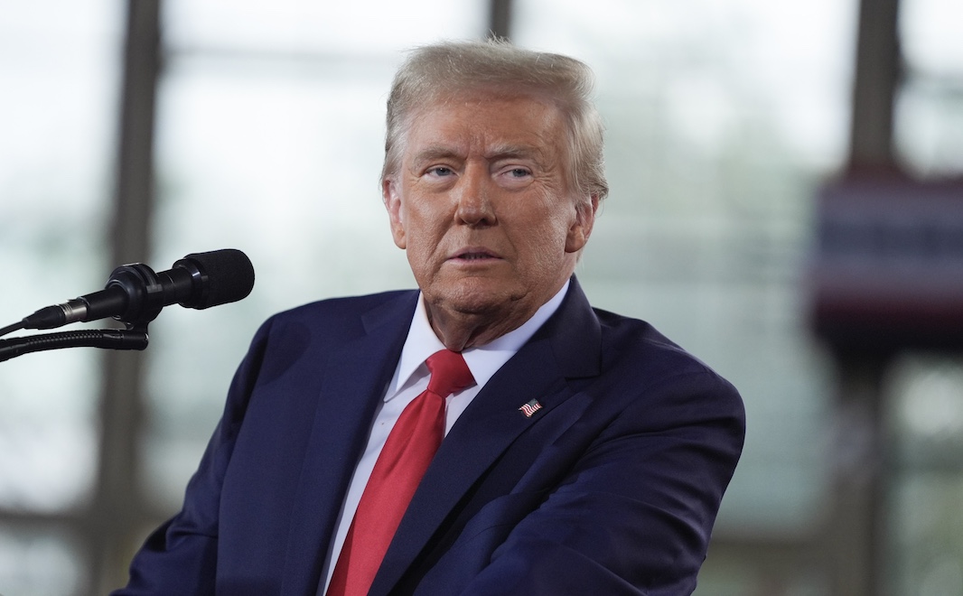 WP: Трамп пошел на уступки Китаю на фоне предстоящей торговой сделки